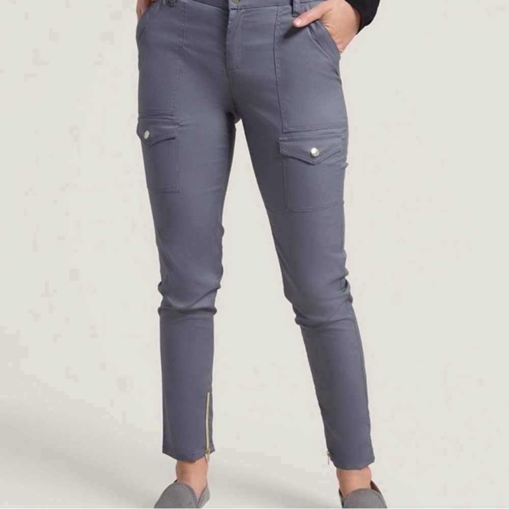 Jaanuu scrub pants xs